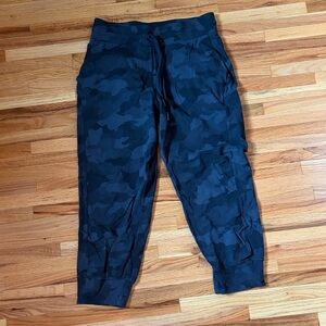 Lululemon Ready To Rulu black camo cropped joggers